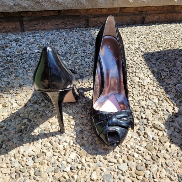 PARIS Hilton peep toe Heels with bow in patent black leather size 8 - Picture 15 of 16